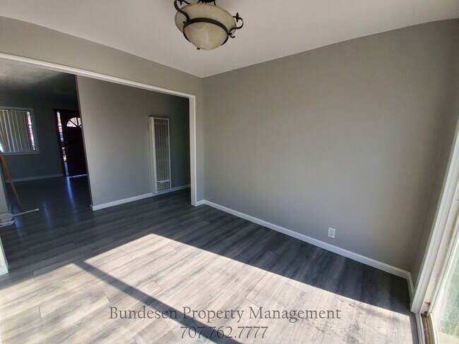 Building Photo - 332 Coronado Dr
