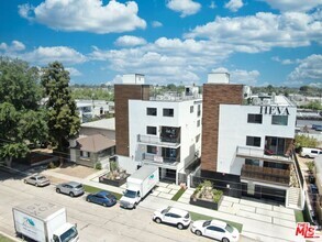 Building Photo - 7022 Alabama Ave