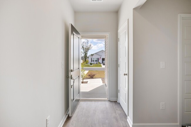 Building Photo - 1019 Canter Dr