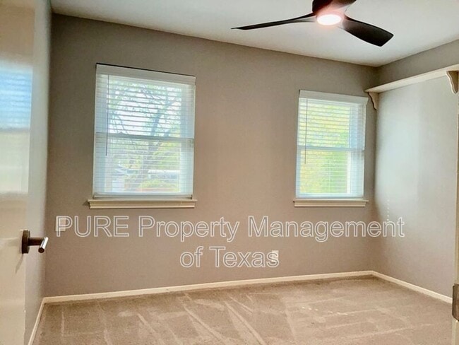 Building Photo - 9103 Comburg Dr