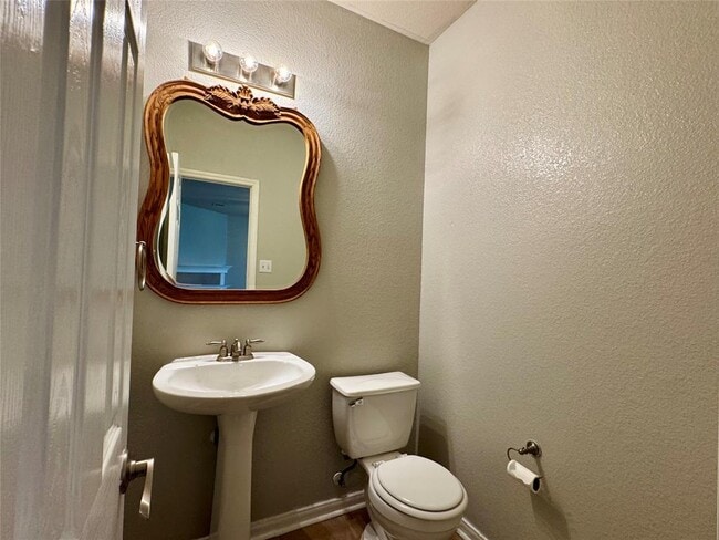 Building Photo - 4508 Hees Ct