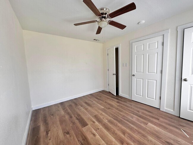 Building Photo - 3614 Erath Ave