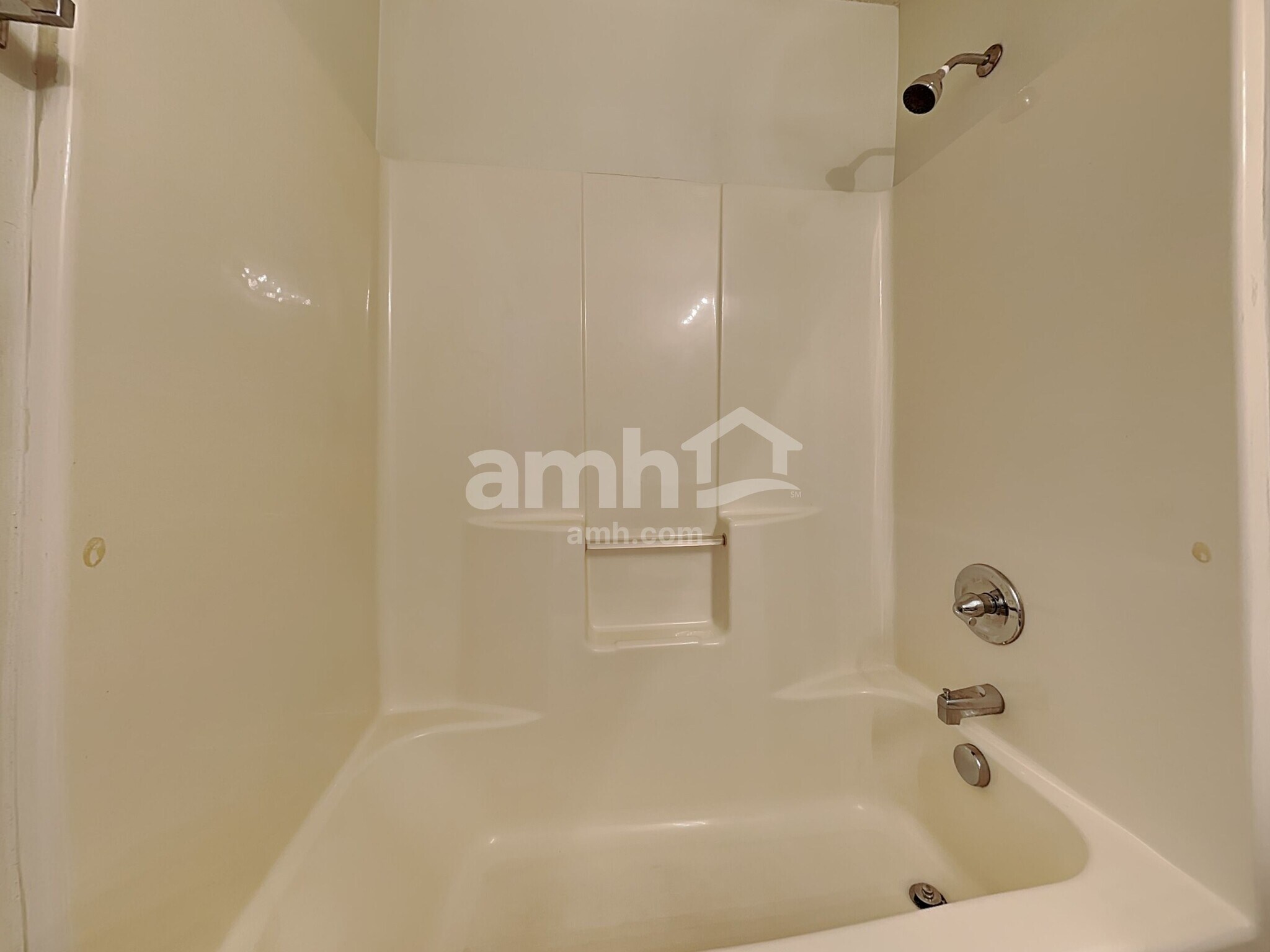 Building Photo - 4945 Hopewood Ln