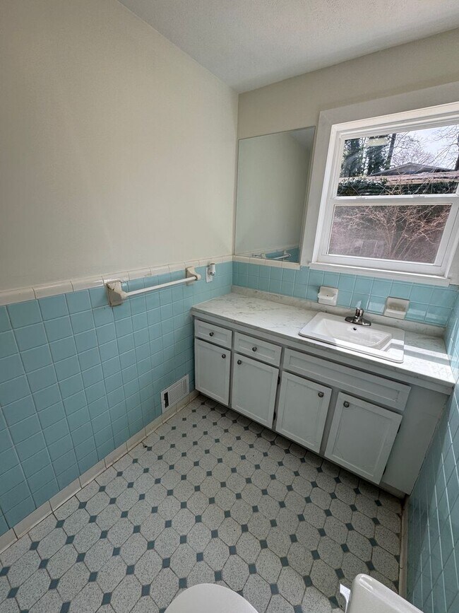 Building Photo - 5510 Chandler St