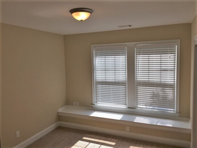 Building Photo - 10 Capers Creek Dr