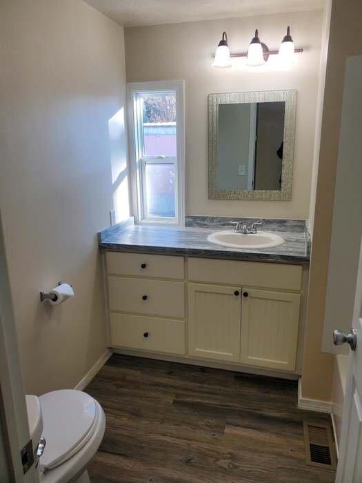 Building Photo - 4001 E Denison-Chattaroy Rd