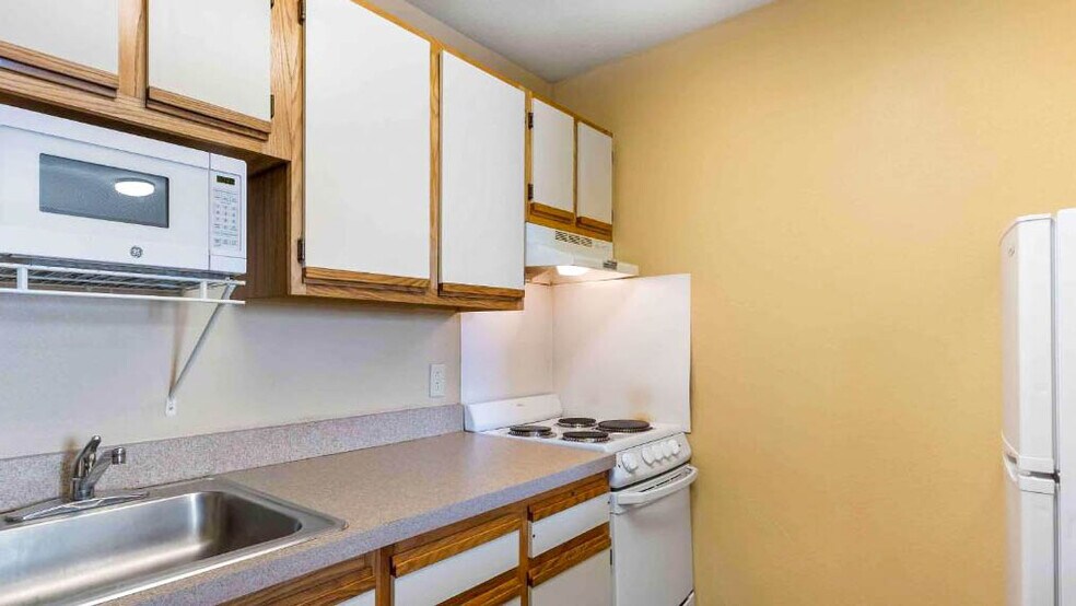 Building Photo - 2030 Craig Rd