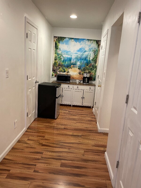 Building Photo - 2512 Linwood Ln