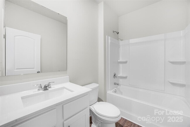 Building Photo - 2201 Lavender Mdws Ct