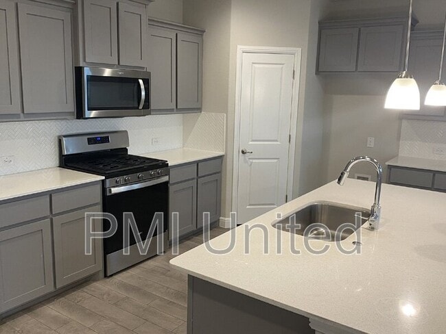 Building Photo - 249 Irish Moss Dr