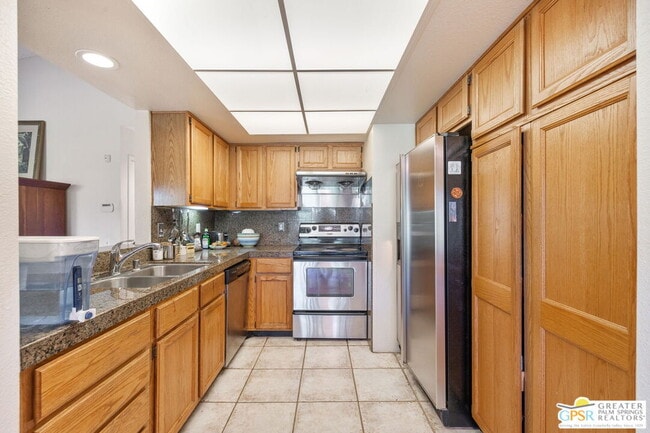 Building Photo - 17 Mission Ct