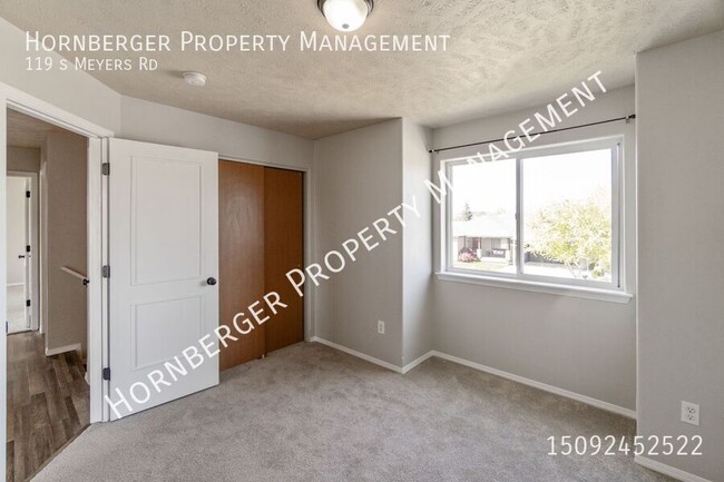 Building Photo - 119 S Meyers Rd