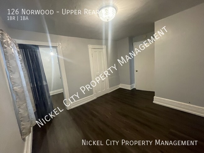 Building Photo - 126 Norwood Ave