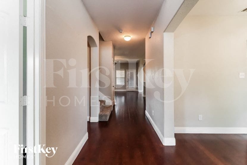 Building Photo - 3031 Carlton Pkwy