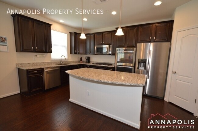 Building Photo - 7948 Monrovia Dr