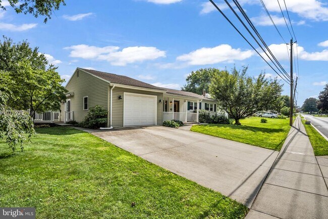 Building Photo - 101 Kim Acres Dr
