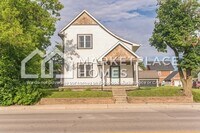 Building Photo - 1917 N College Ave