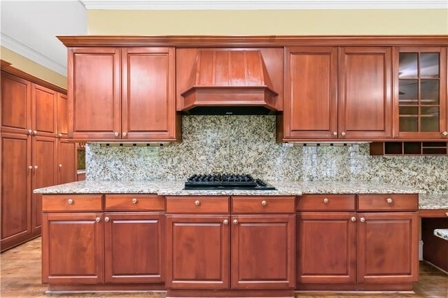 Building Photo - 430 W Wesley Rd NW