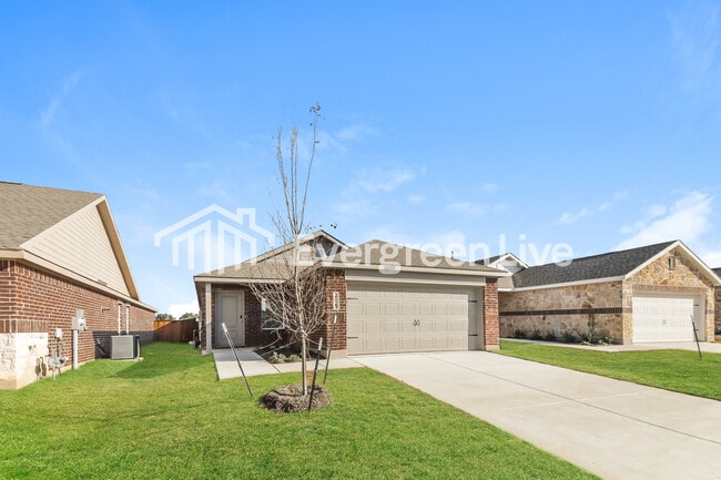 Building Photo - 2029 Sulky Ln