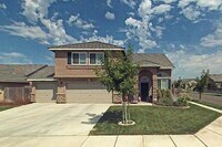 Building Photo - Spacious North Turlock Home with 4 bedrooms and 3-Car Garage!
