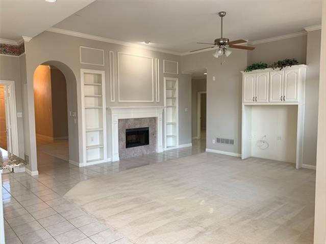 Building Photo - 619 Sunningdale