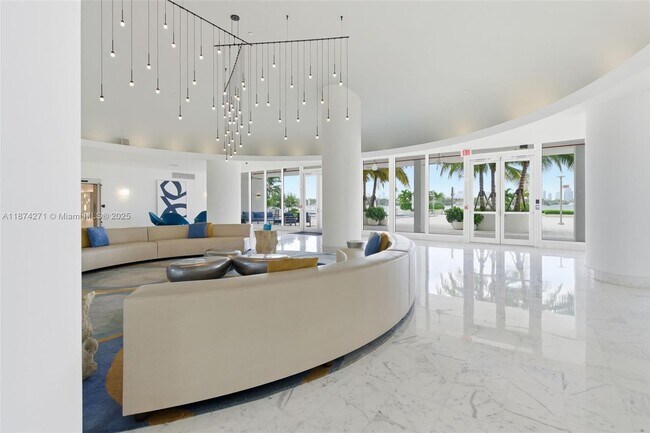 Building Photo - 1000 West Ave