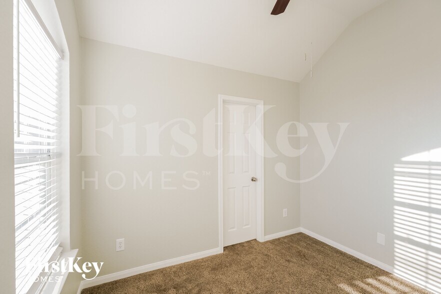 Building Photo - 3806 Teal Maple Ct