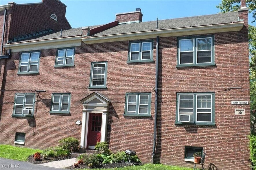 Building Photo - 721 North Ter