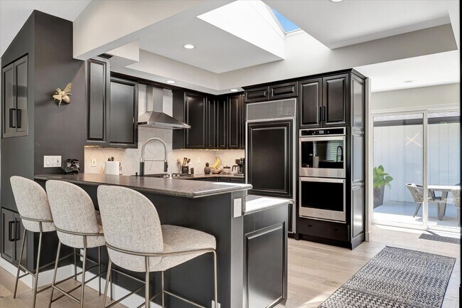 Building Photo - Luxury Ranch House on Champaign Country Club
