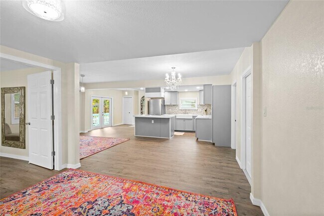 Building Photo - 245 S Rhodes St