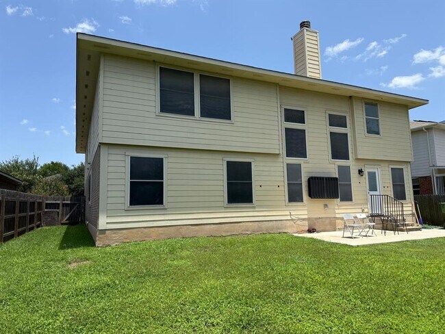 Building Photo - 206 Pheasant Ridge Dr