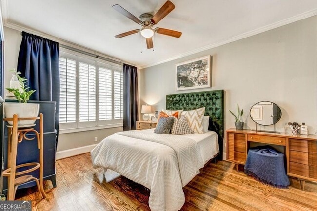 Building Photo - 28 Collier Rd NW