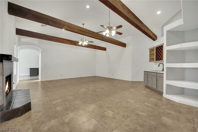 Building Photo - 7595 W Camero Ave