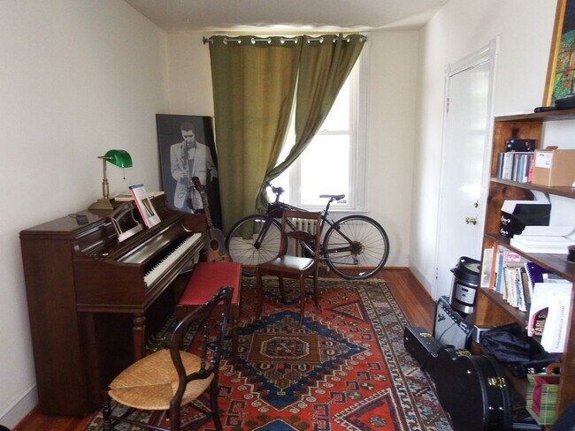 Building Photo - 3601 Keswick Rd