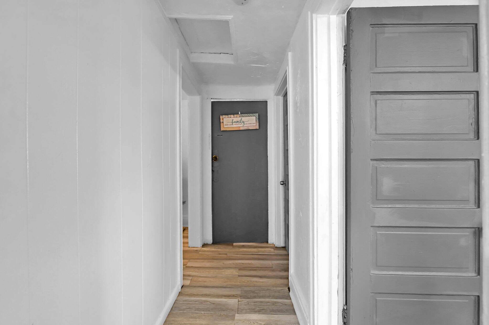 Building Photo - 427 E 156th St