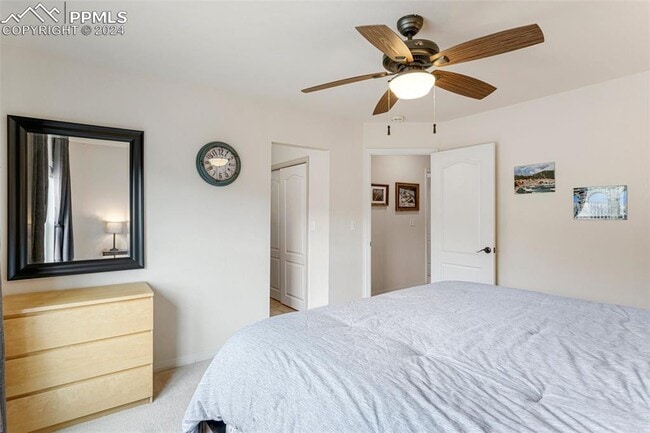 Building Photo - 4240 Cedar Heights Dr