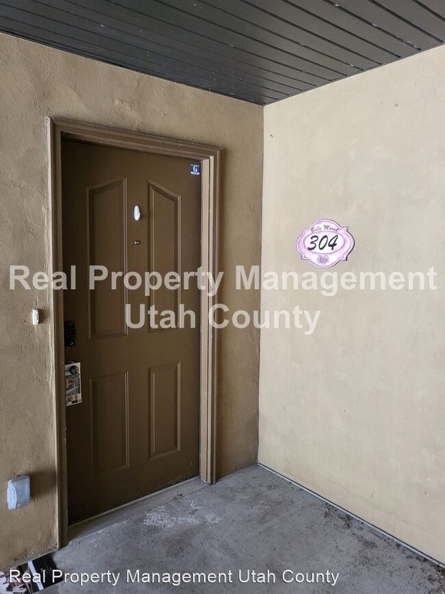 Building Photo - 3 br, 2 bath House - 518 S 2150 W Apt. 304