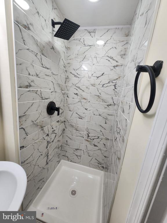 Building Photo - 14120 Silver Teal Way