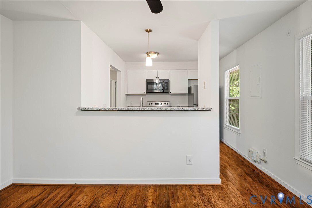 Building Photo - 1704 Taft Pl