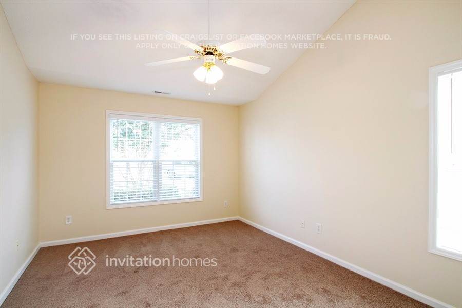 Building Photo - 1204 Moore's Creek Dr