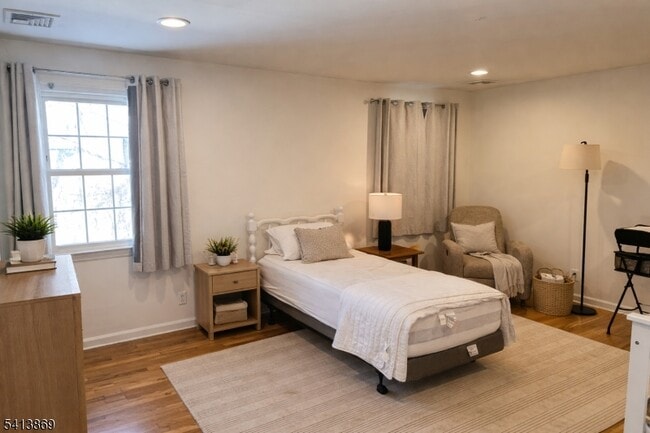 Building Photo - 7 Seminole Way