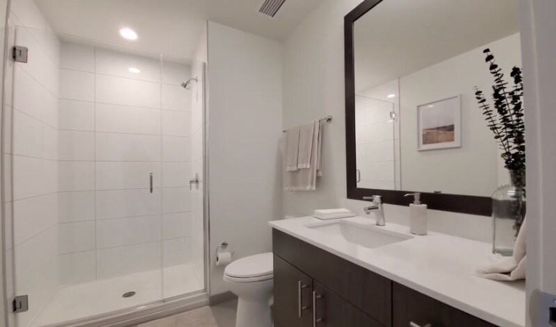 Building Photo - 445 N New St