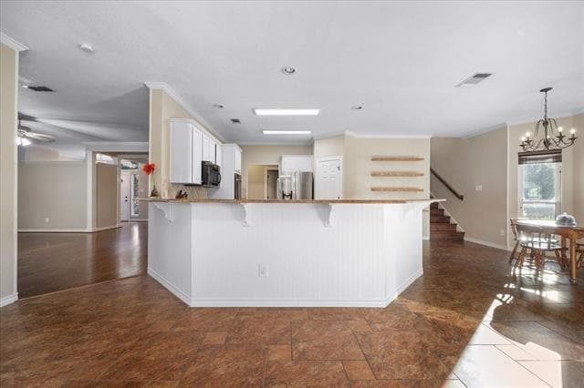 Building Photo - 7924 Vista Ridge Dr N