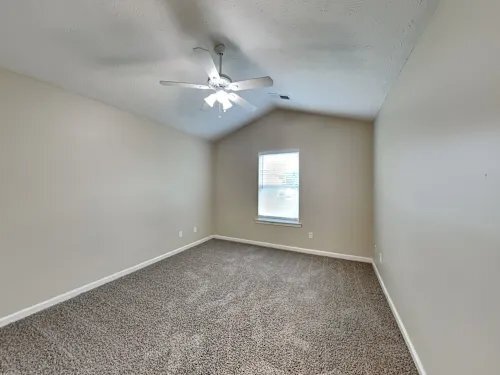 Building Photo - 410 Autumn Lake Ct