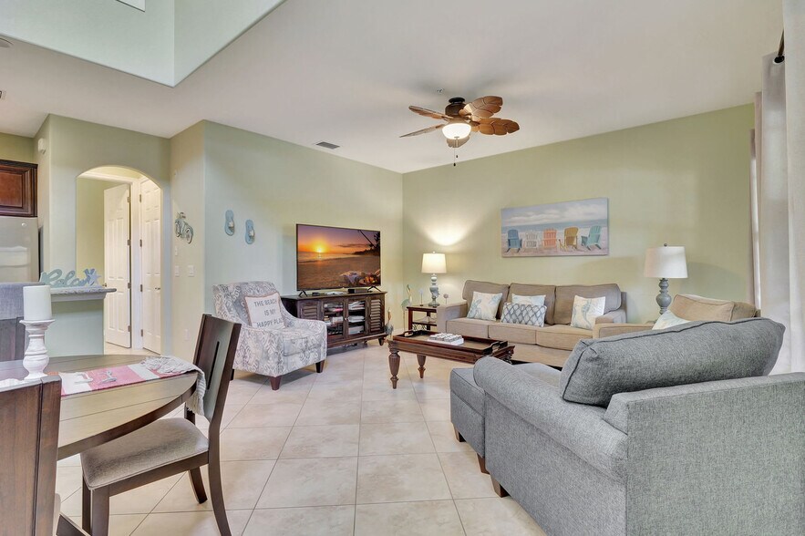 Building Photo - 8753 Melosia St