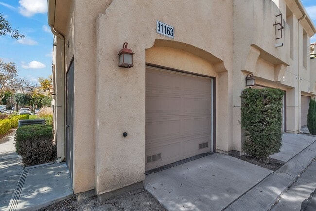 Building Photo - 31163 Lavender Ct