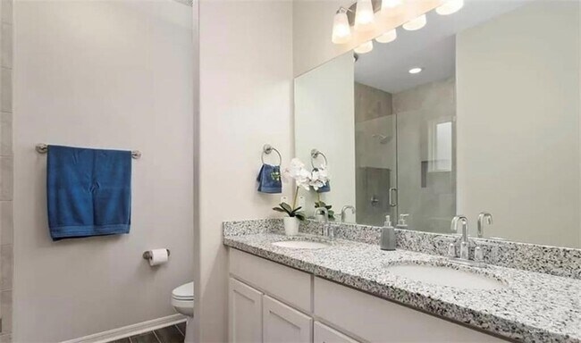 Building Photo - 13 Cascada Bnd Rd