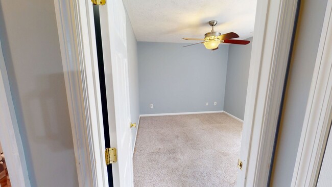 Building Photo - 3 Bedroom Ranch with Bonus Room in Gated Community & Jack Britt School District!