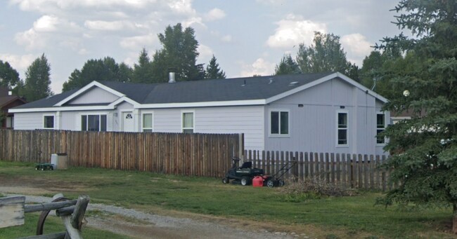 Primary Photo - 951 Bonneville St