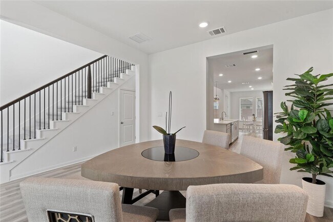 Building Photo - 708 Leeward Pass